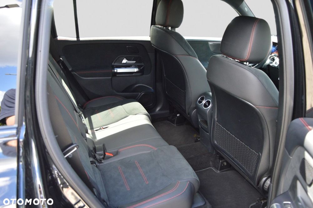 Mercedes-Benz GLB 220 d 4-Matic AMG Line 8G-DCT - 18