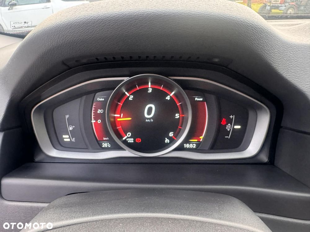Volvo V70 D4 Momentum - 19