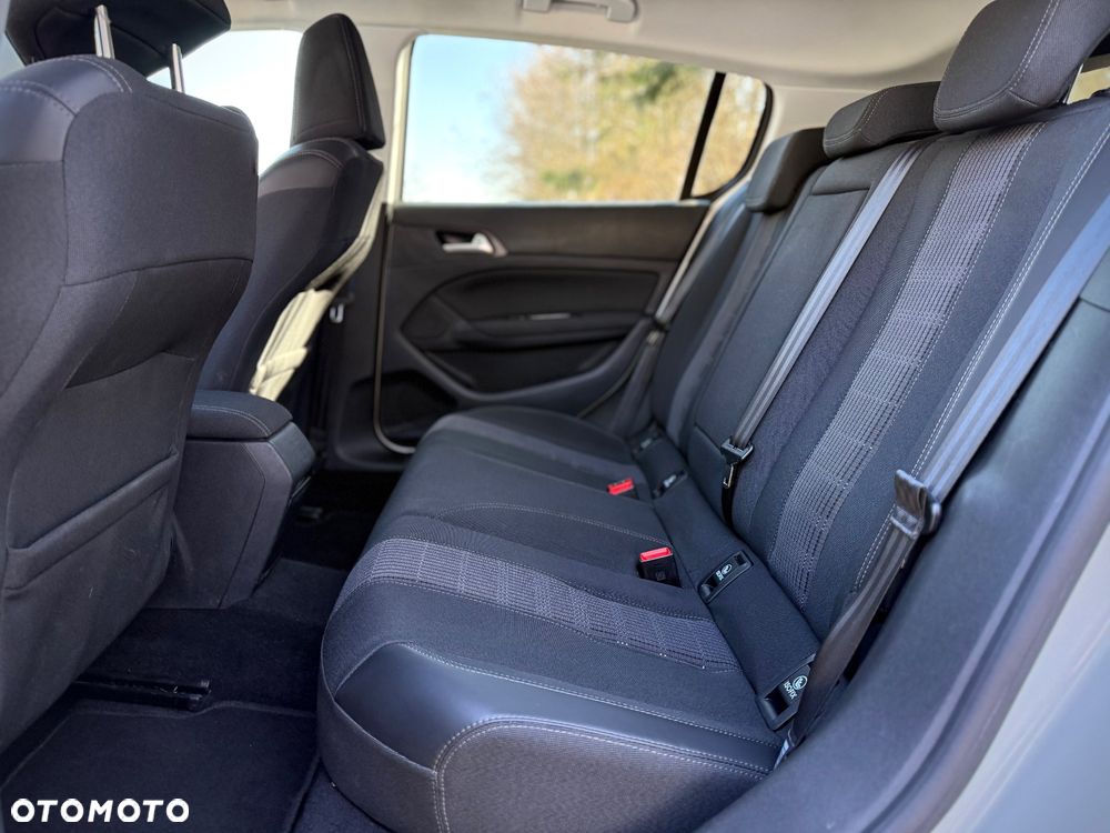 Peugeot 308 1.2 PureTech Allure S&S - 25