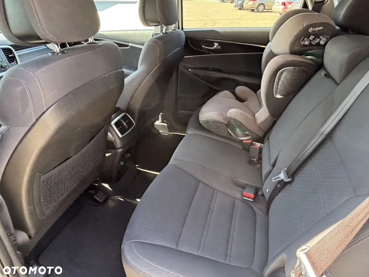 Kia Sorento 2.4 GDI 2WD Edition 7 - 10