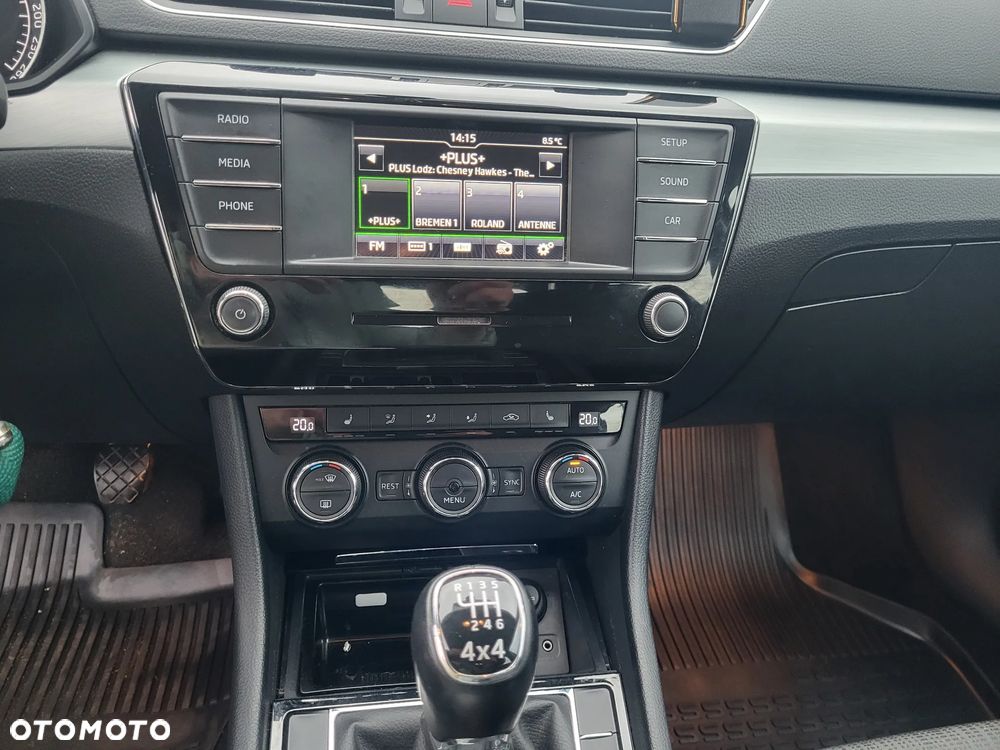 Skoda Superb 2.0 TDI 4x4 Ambition - 14