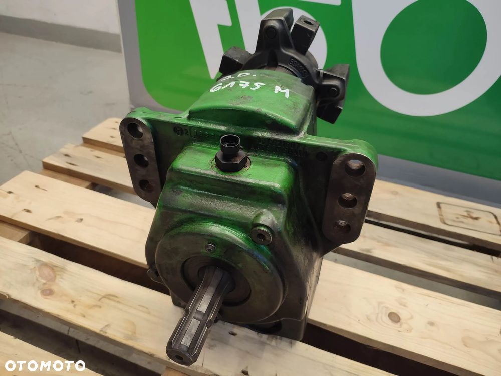 Przedni WOM John Deere 6175M (CE31768) - 5