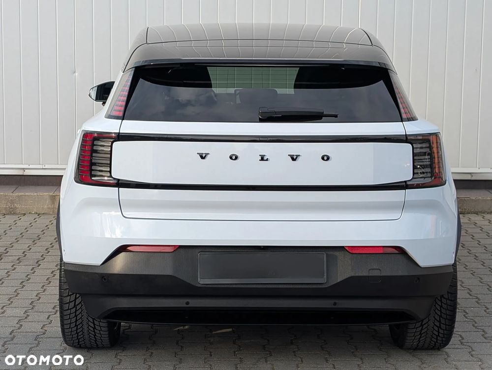 Volvo EX30 Twin Motor Performance AWD Ultra - 16