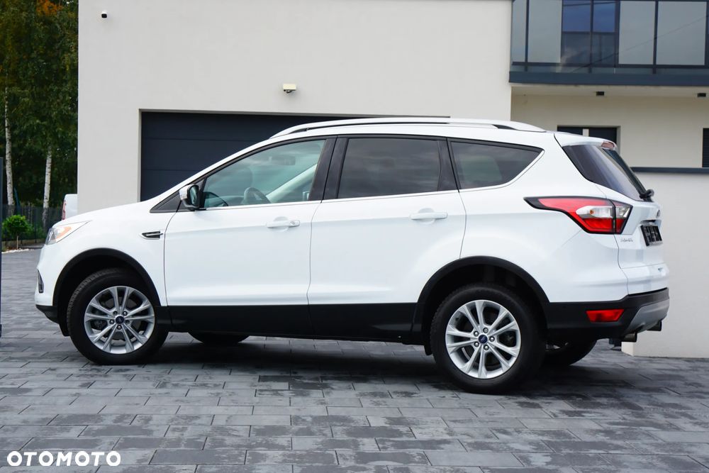 Ford Kuga 1.5 EcoBoost 2x4 Titanium - 13