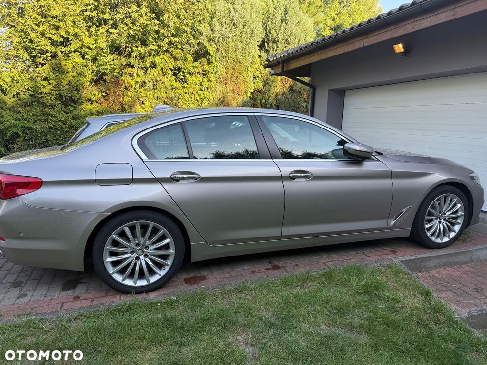 BMW Seria 5 2018 photo 3