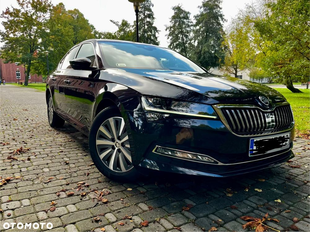 Skoda Superb 2.0 TDI SCR Style DSG - 2