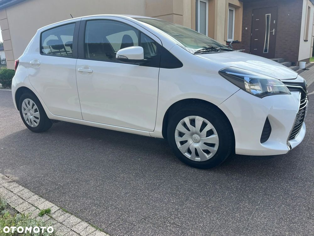 Toyota Yaris 1.0 VVT-i - 11