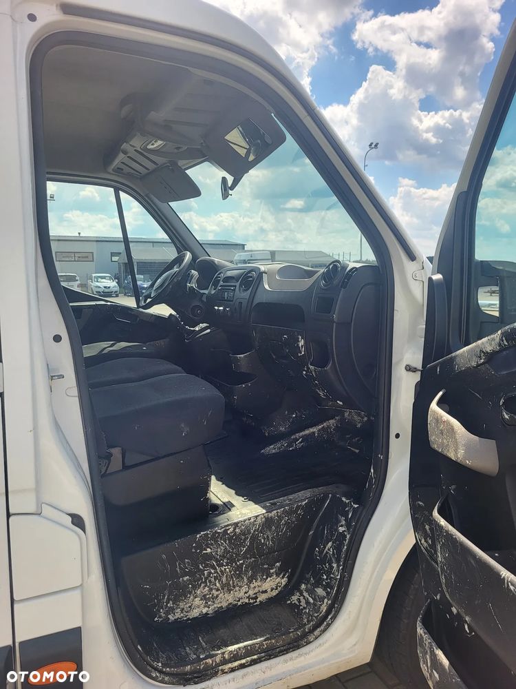 Renault Master - 13