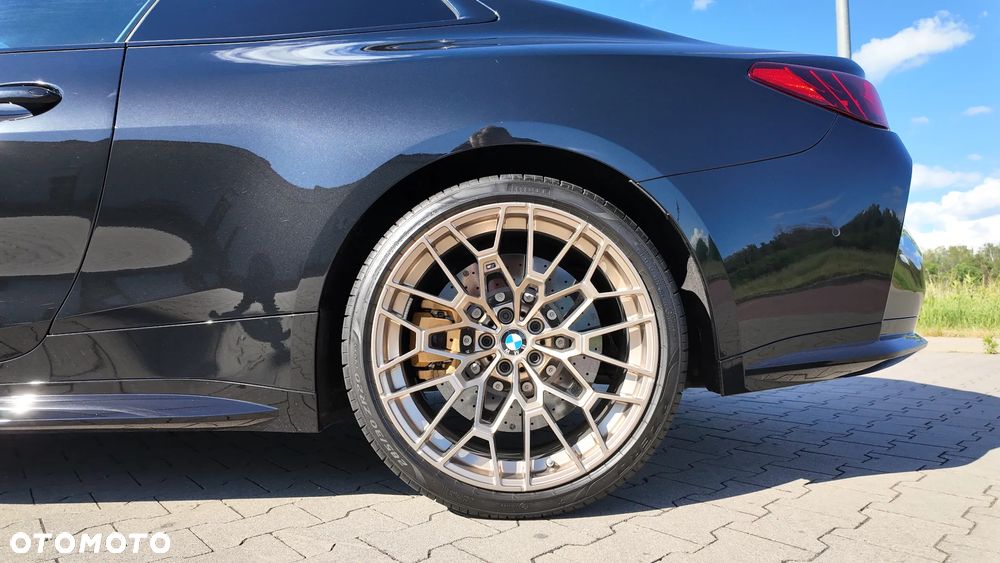 BMW M4 CS xDrive - 22