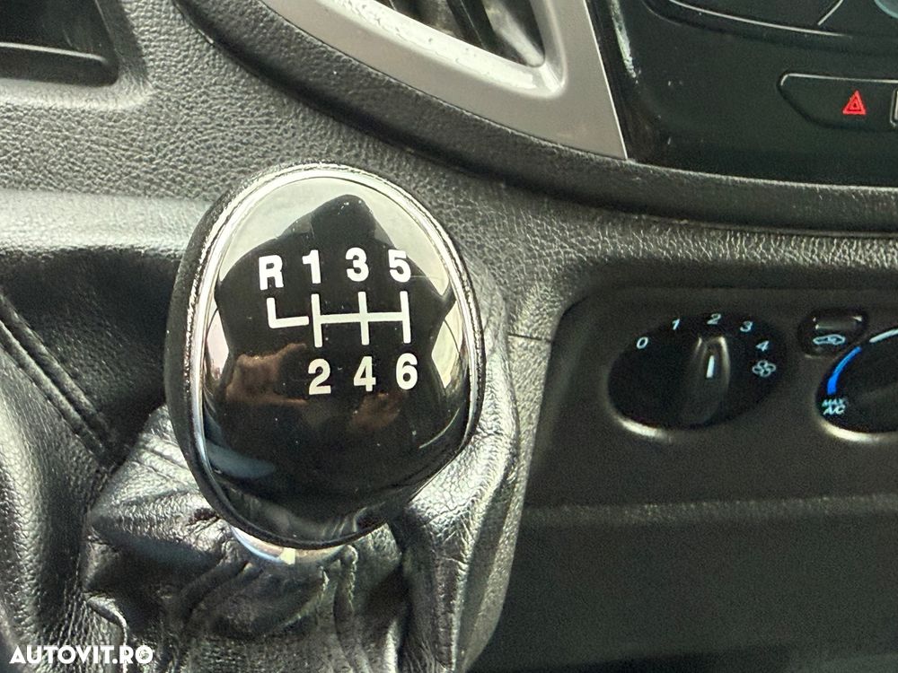 Ford Transit - 18