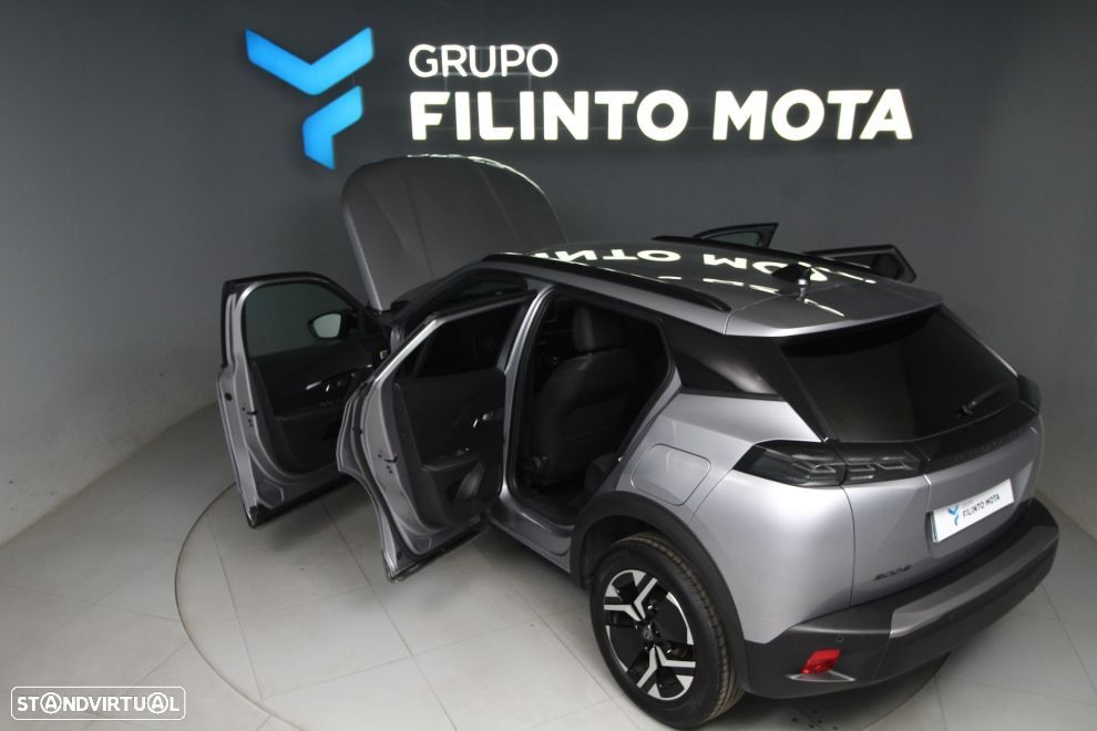Peugeot 2008 1.2 PureTech Allure - 11