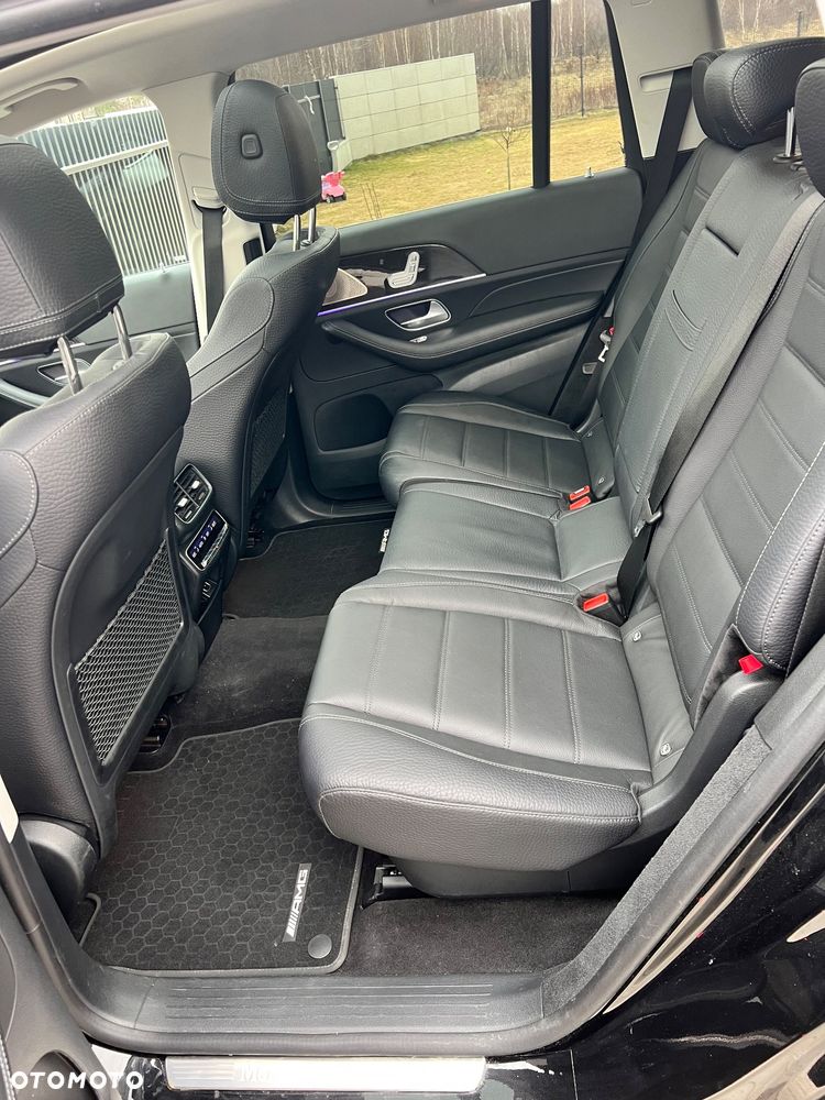 Mercedes-Benz GLS - 12