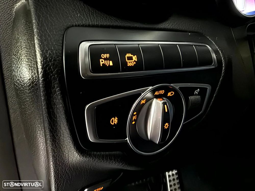 Mercedes-Benz GLC 220 d 4Matic 9G-TRONIC AMG Line - 25