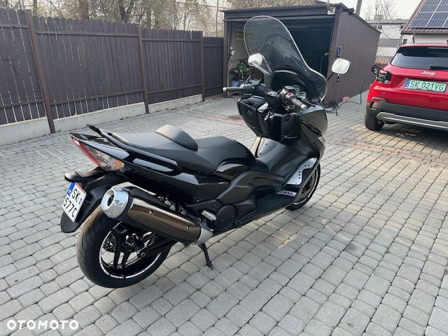 Yamaha Tmax - 23