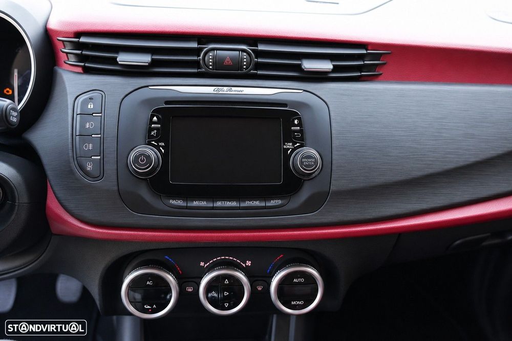 Alfa Romeo Giulietta 2.0 JTDM Super - 8