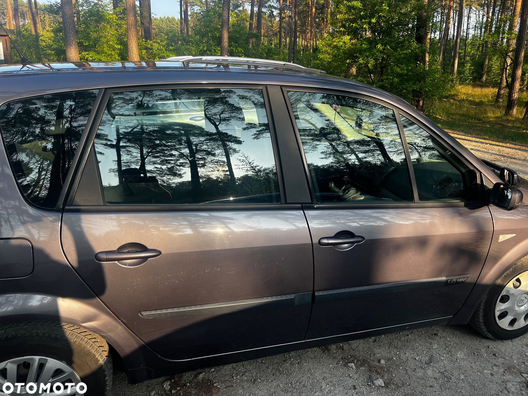 Renault Scenic 1.6 16V Confort Authentique - 7