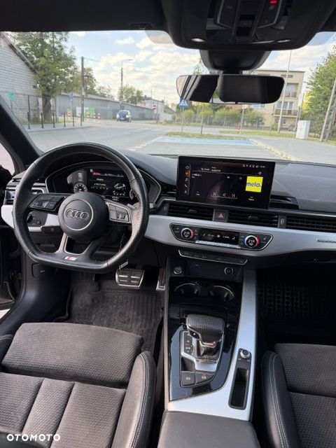 Audi A4 Limousine 45 TFSI mHEV Quattro Black Edition S tronic - 9