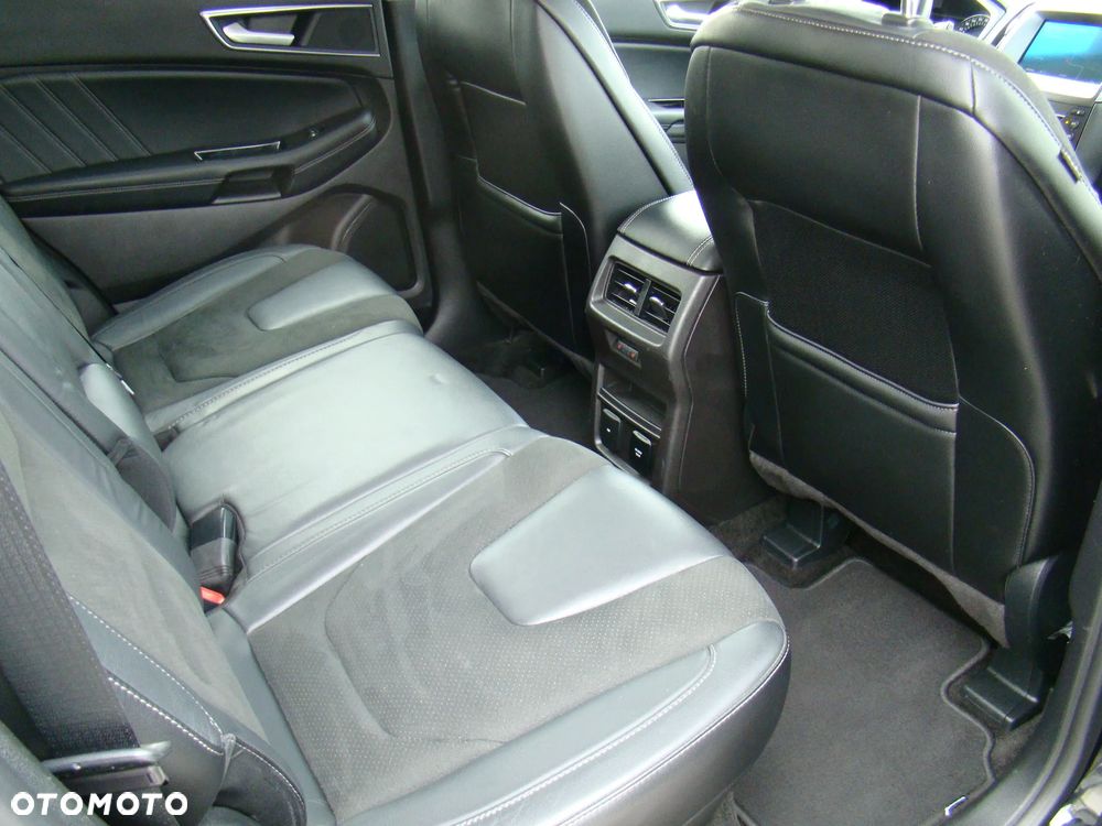 Ford Edge 2.0 TDCi Bi-Turbo 4x4 ST-LINE - 32