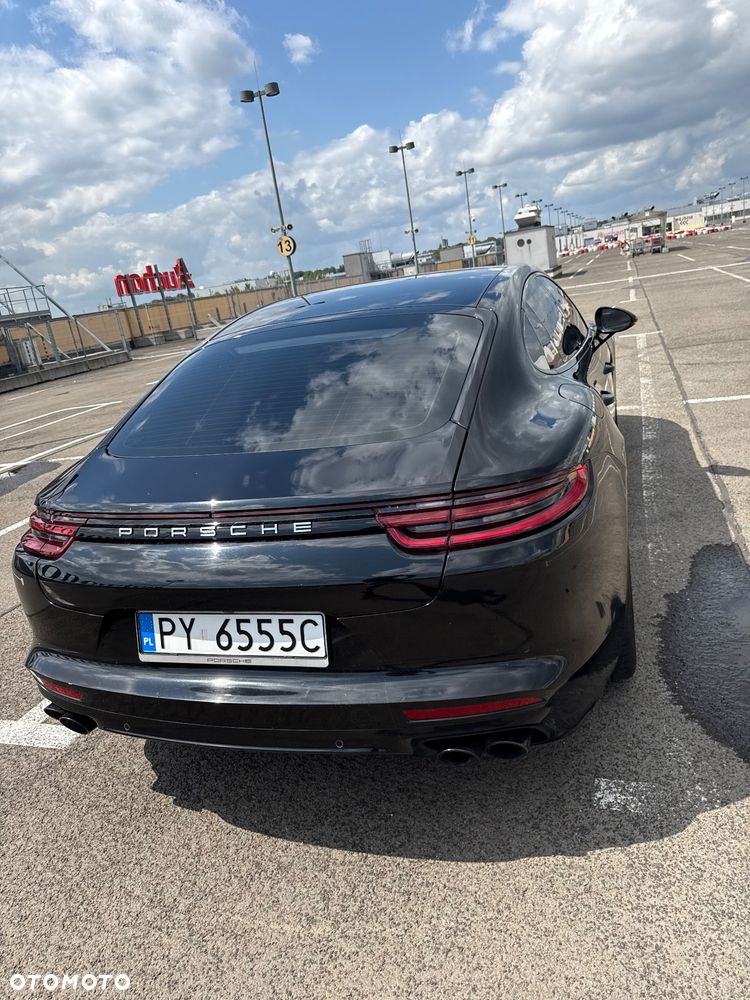 Porsche Panamera 4 - 20