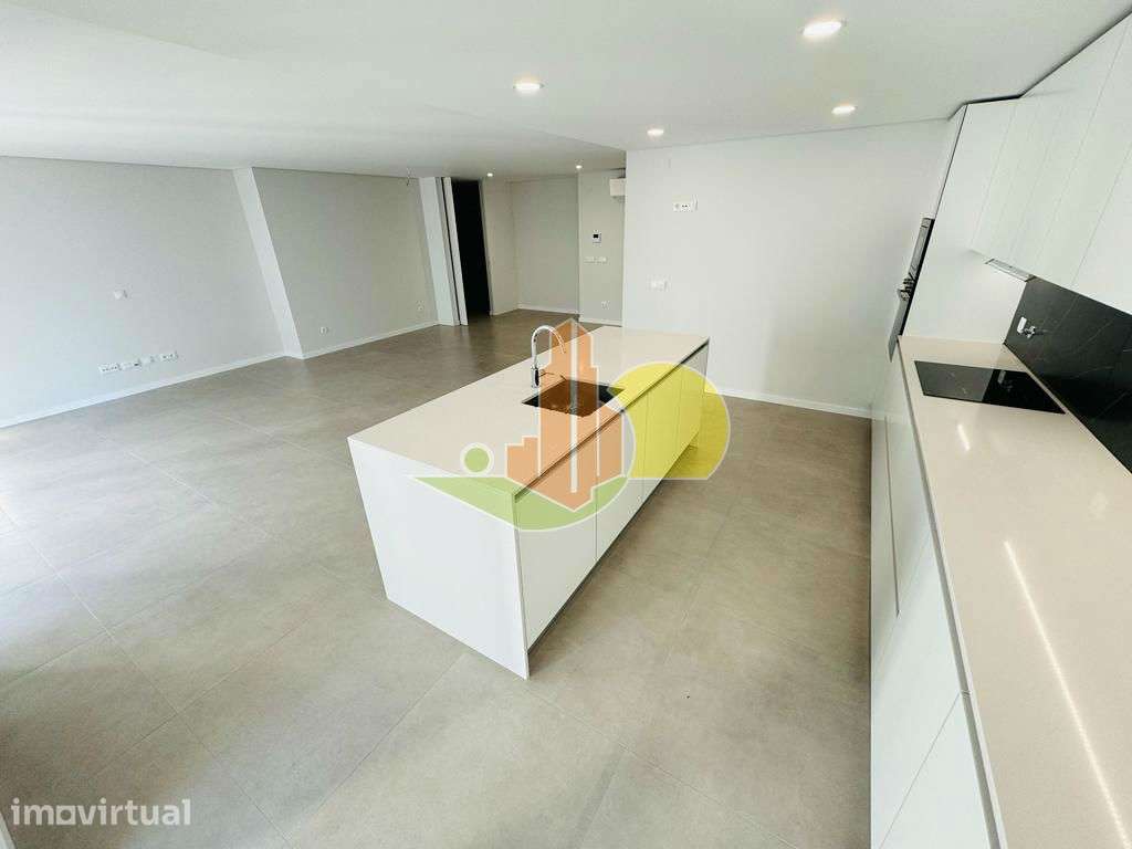 T3 com Garagem Novo - Grande imagem: 5/31