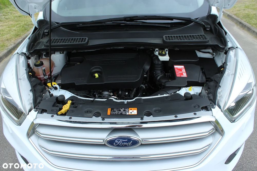 Ford Kuga 2.0 TDCi 4x2 Titanium - 39