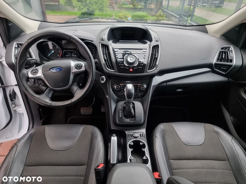 Ford Kuga 2.0 TDCi 4x4 Titanium - 15