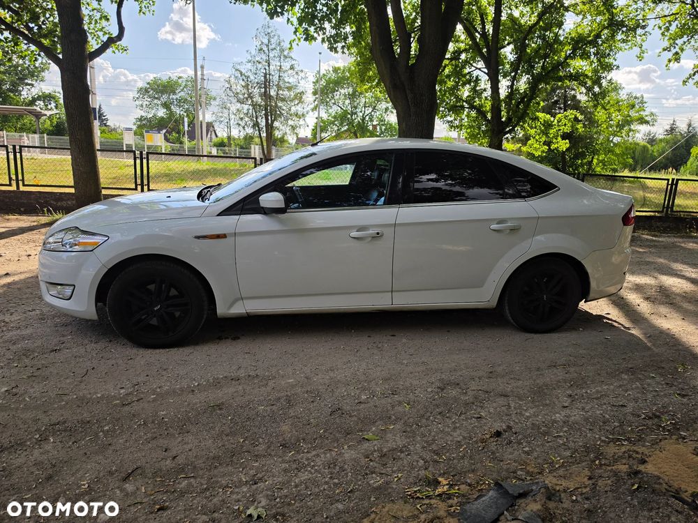Ford Mondeo 1.8 TDCi Ambiente - 14