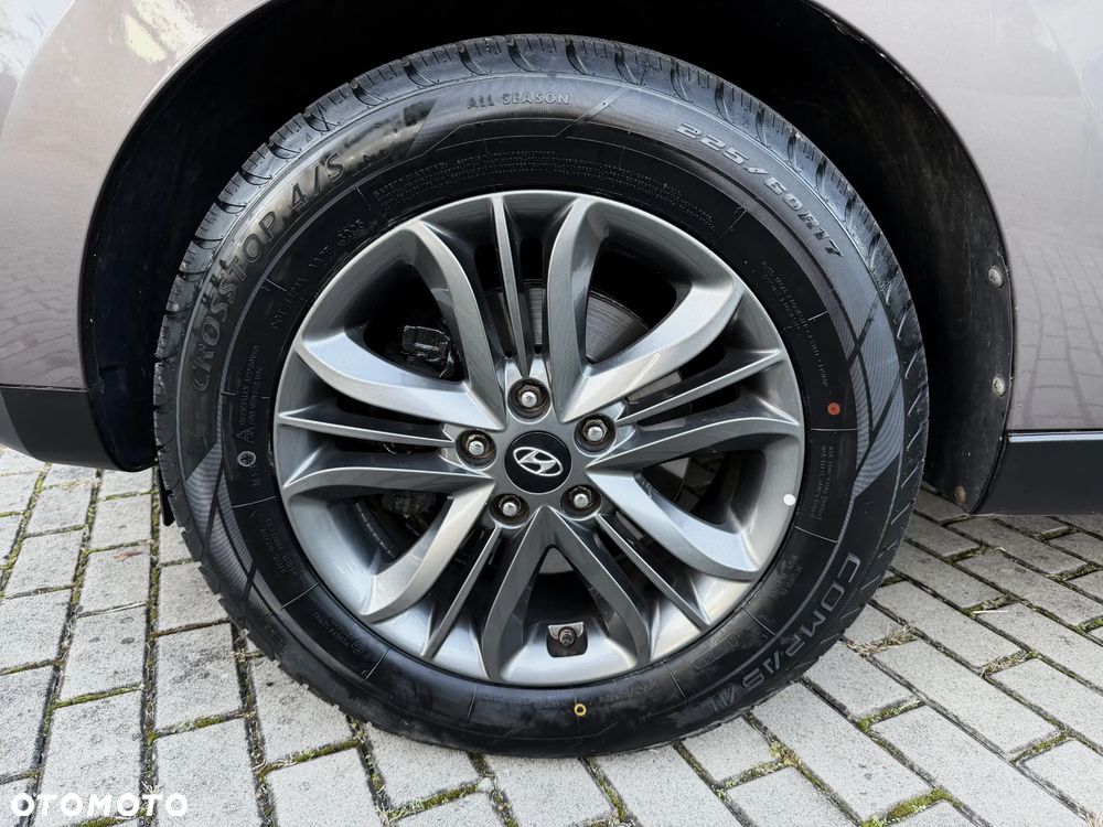 Hyundai ix35 blue 1.6 2WD Finale Gold - 38