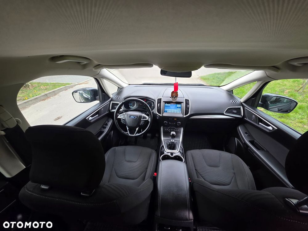 Ford S-Max - 5