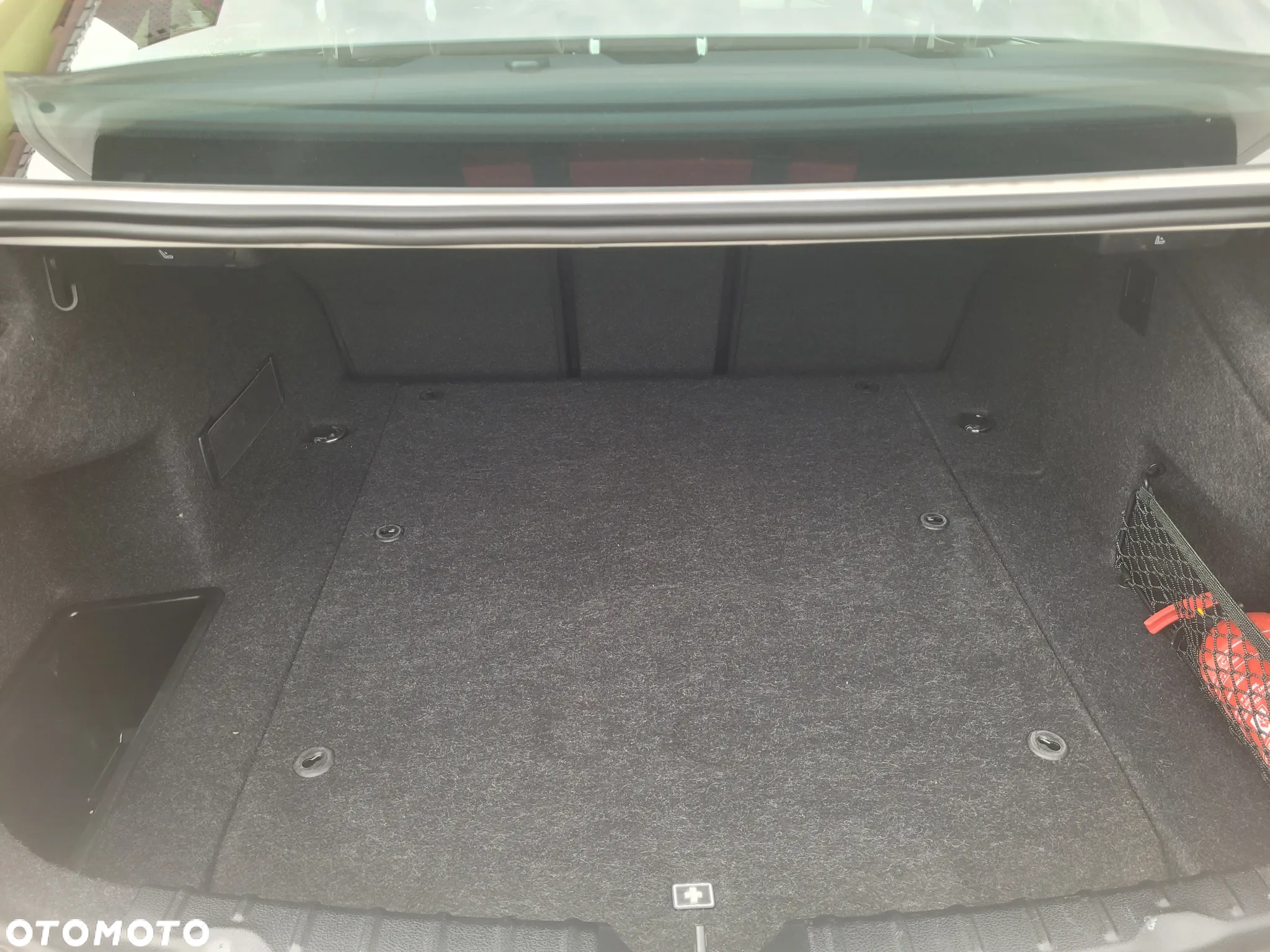BMW Seria 3 330e iPerformance M Sport - 27