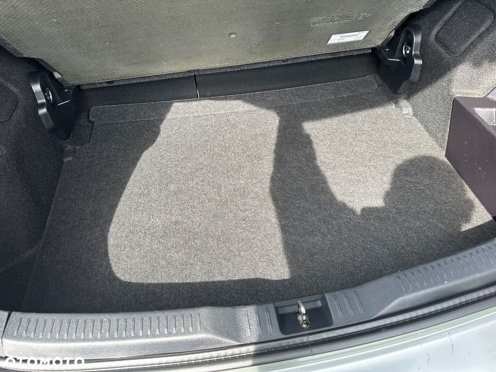 Toyota Auris - 22
