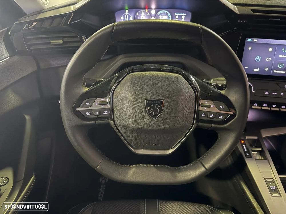 Peugeot 408 1.2 Hybrid Allure e-DCS6 - 16