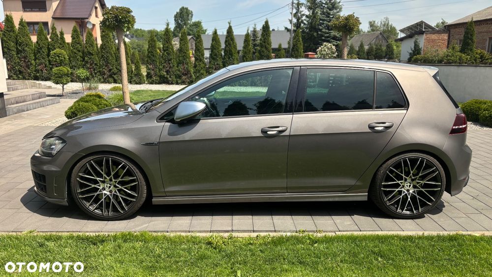 Volkswagen Golf - 7