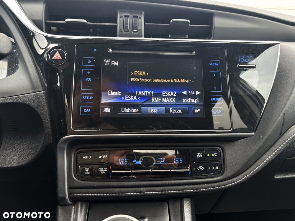 Toyota Corolla 1.6 Comfort - 18