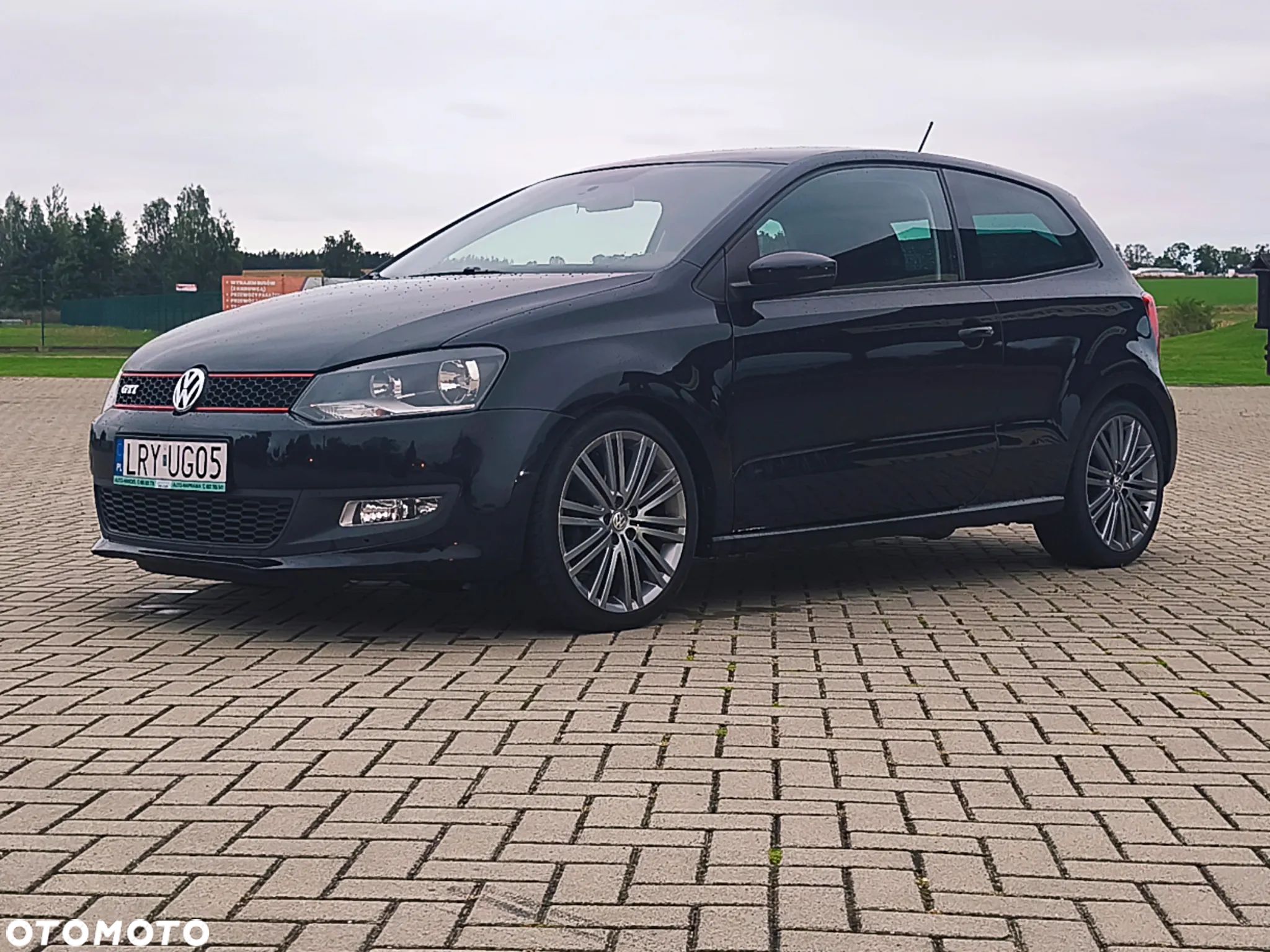 Volkswagen Polo 1.4 Black/Silver Edition - 1
