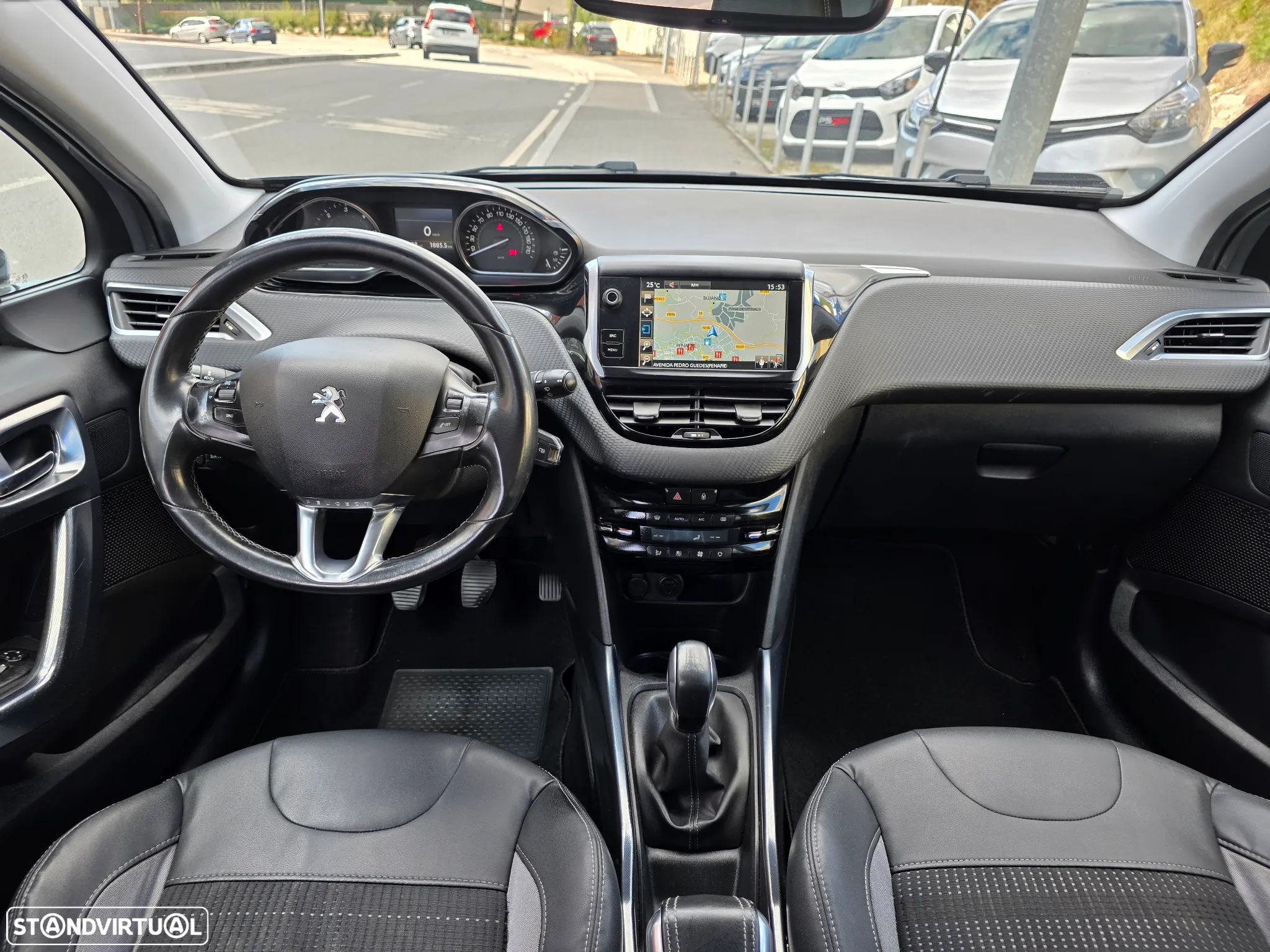 Peugeot 2008 1.4 HDi Allure - 4