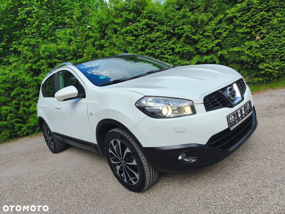 Nissan Qashqai 2.0 dCi 4 x 4 DPF tekna - 1