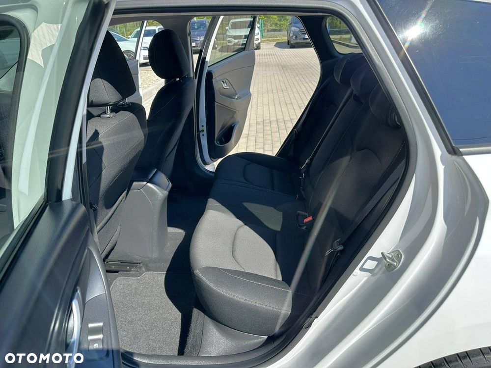 Hyundai i30 1.4 T-GDI DCT YES - 12