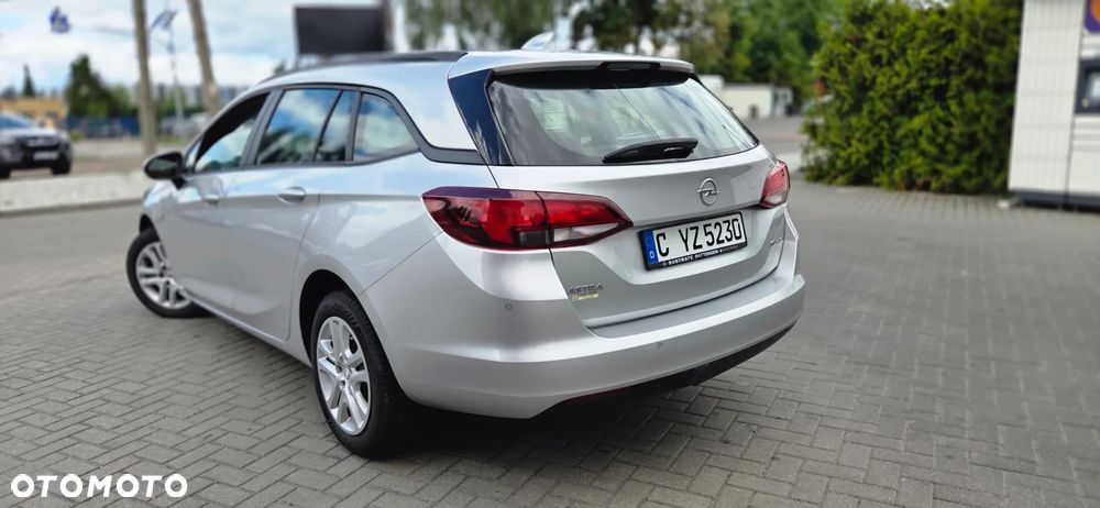 Opel Astra 1.4 Turbo Innovation - 11