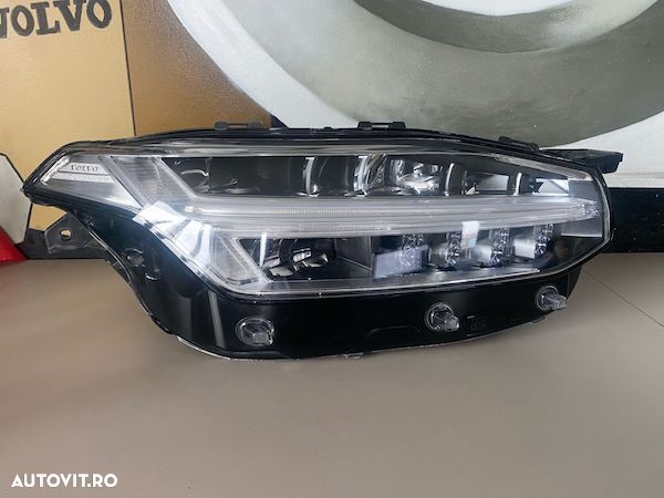 Far dreapta FULL LED VOLVO XC90 2015+ 31656990 - 1