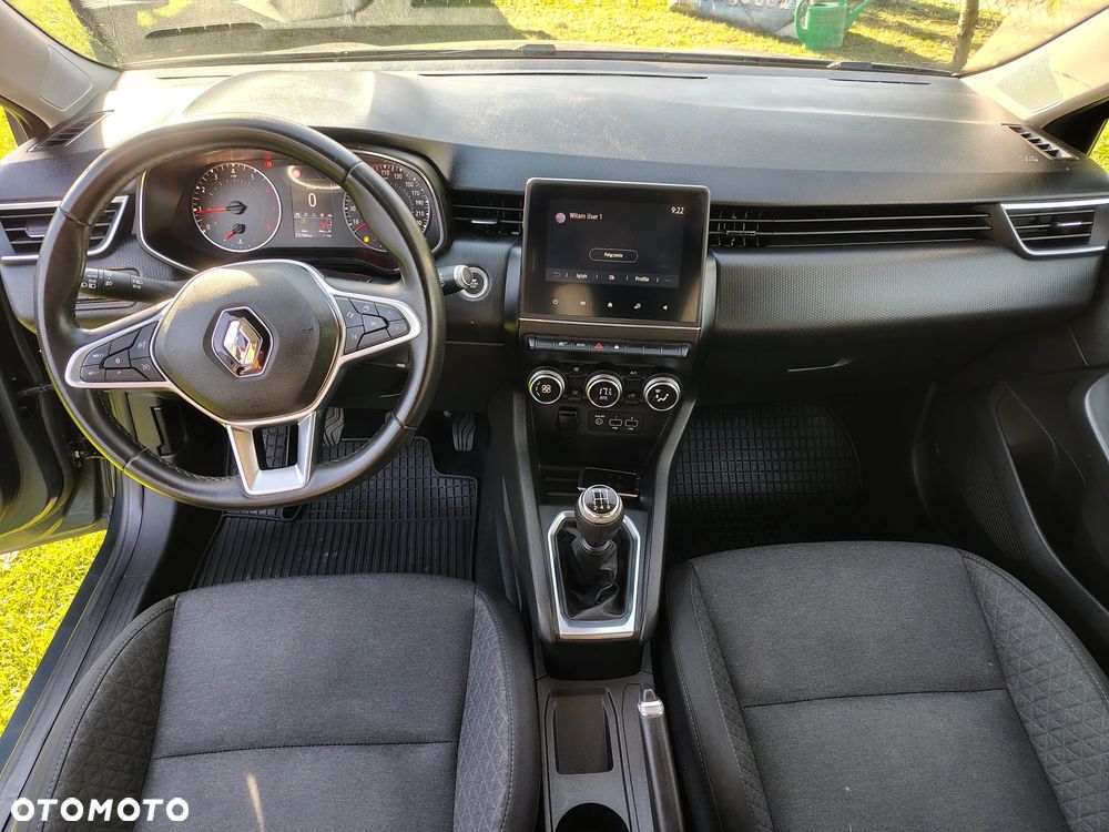 Renault Clio - 8