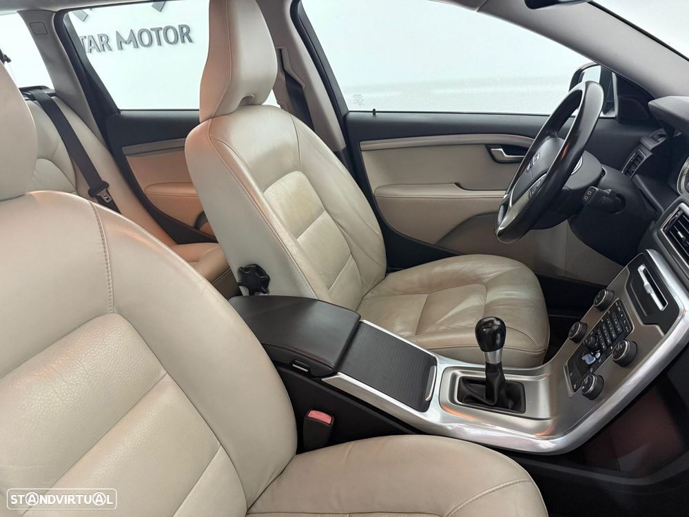 Volvo V70 2.0 D4 Summum Start/Stop - 26