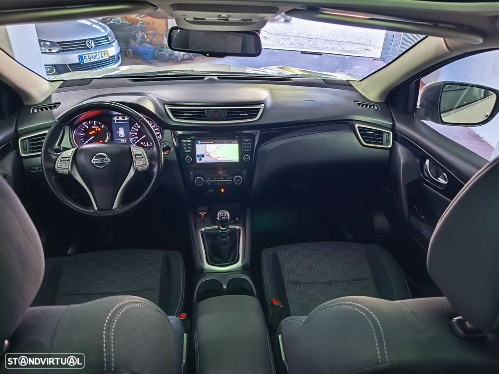 Nissan Qashqai 1.5 dCi N-Connecta - 19
