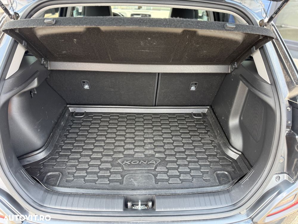Hyundai KONA 1.6 CRDi 4WD 7DCT Luxury+ - 29