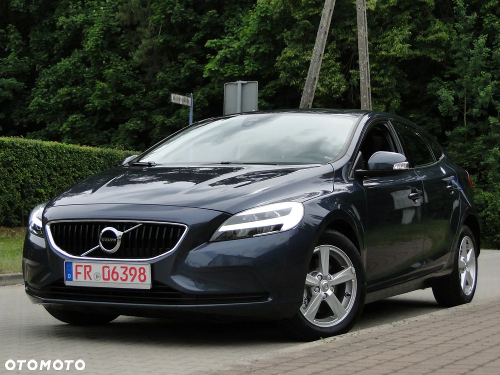 Volvo V40 T3 Ocean Race - 1