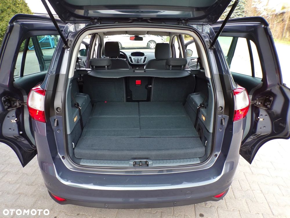 Ford Grand C-MAX 1.6 TDCi Trend - 31