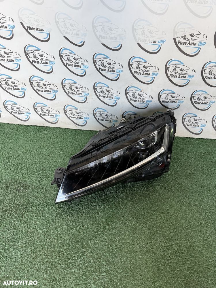 Far stanga Skoda Superb 3 Crystal light complet - 2