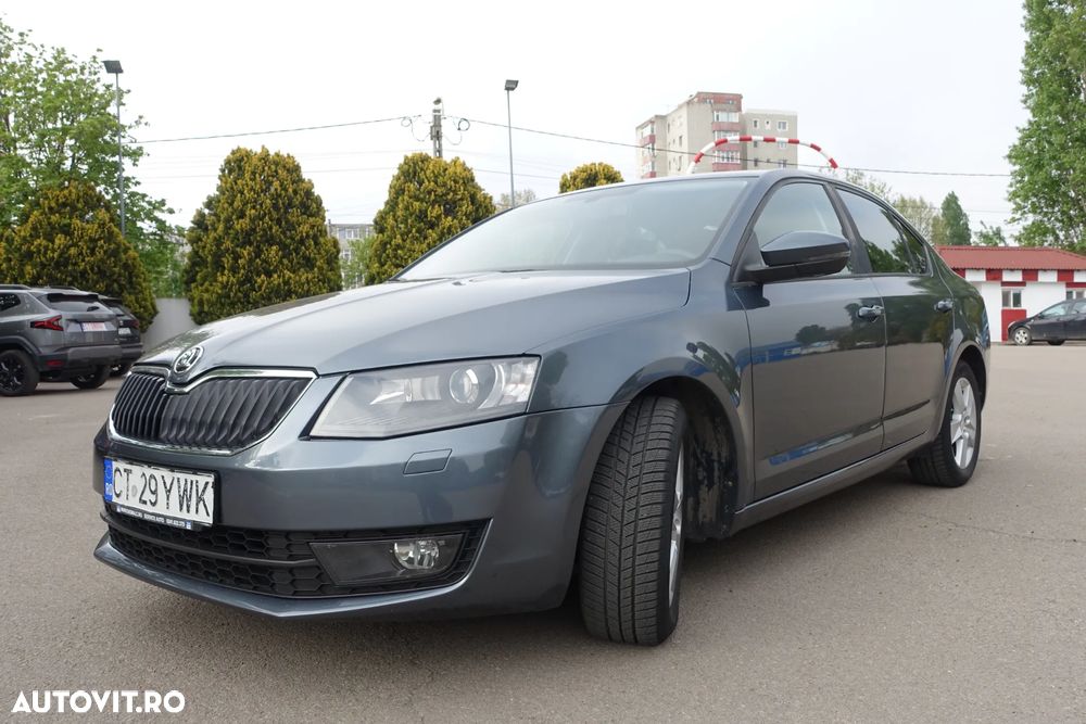 Skoda Octavia 1.4 TSI ELEGANCE - 8