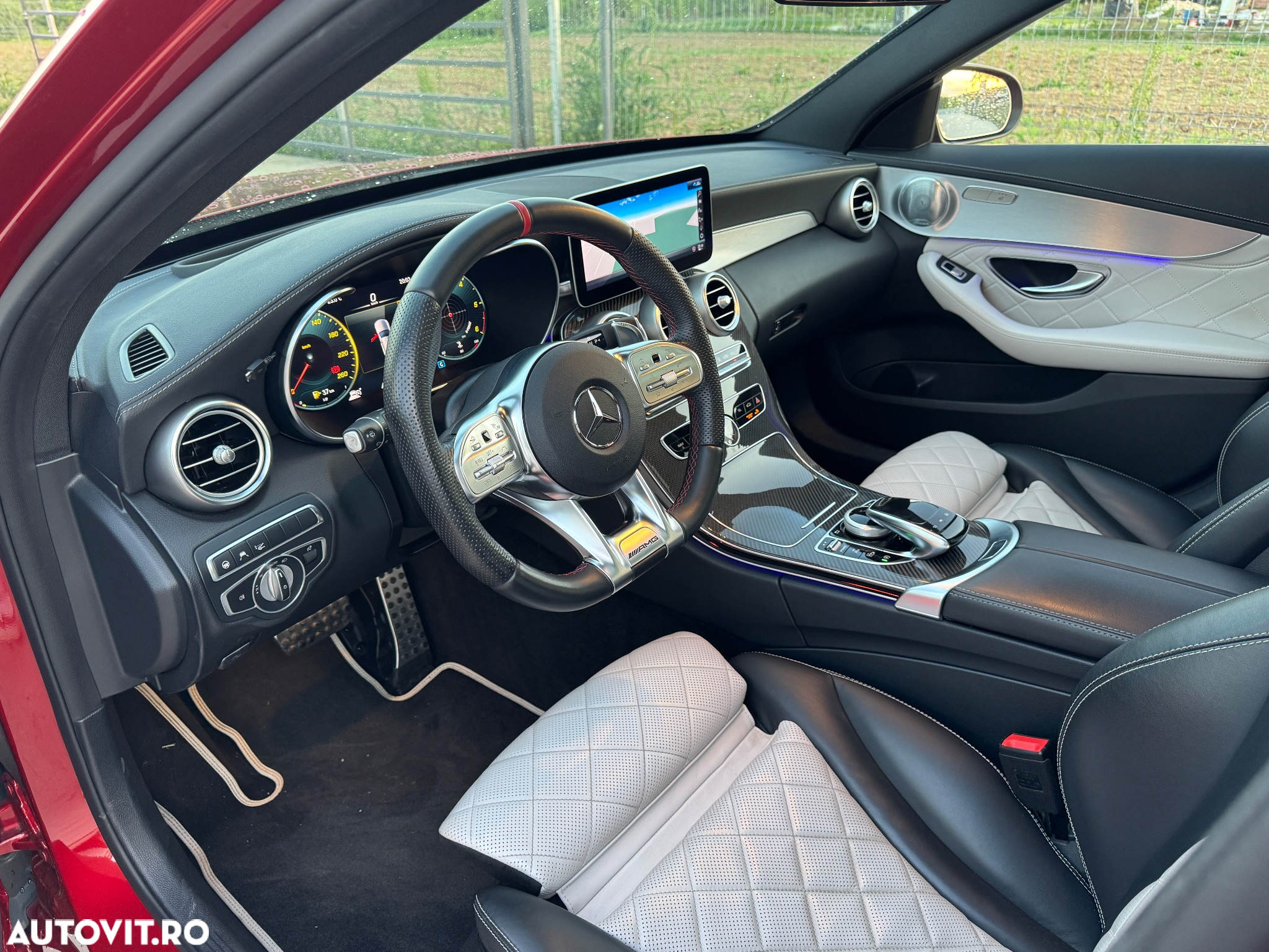 Mercedes-Benz C 220 d 4Matic 9G-TRONIC AMG Line - 9