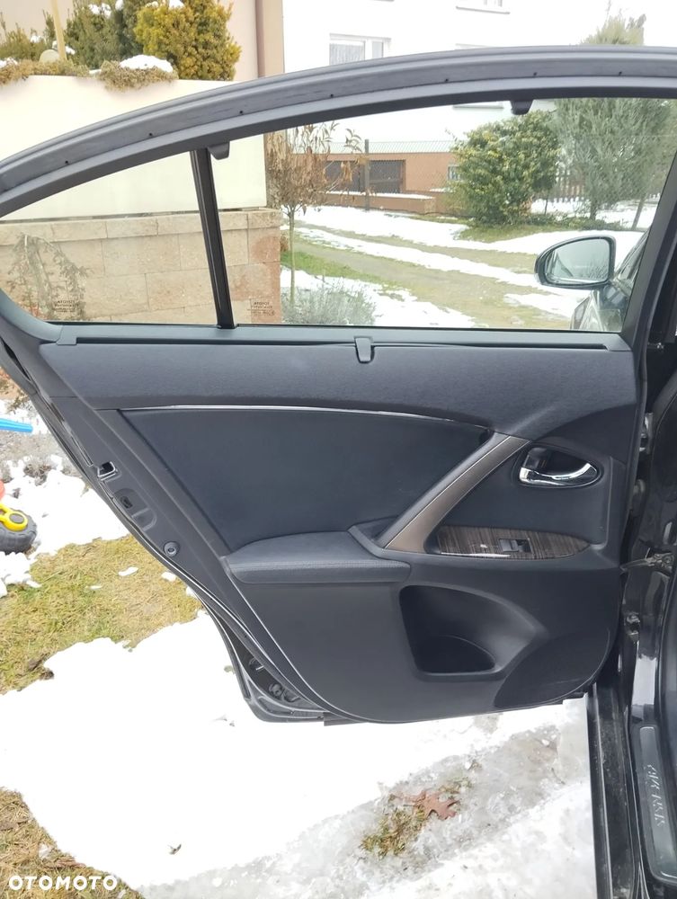 Toyota Avensis 2.0 D-4D Premium - 28